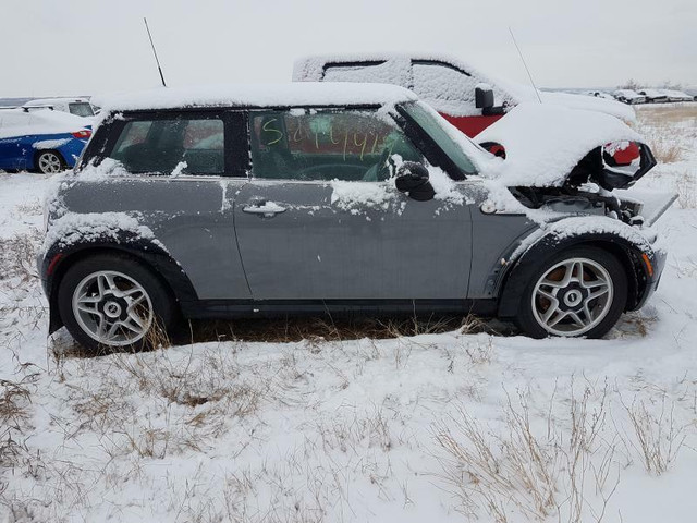 Parting Out WRECKING: 2010 Mini Cooper S * PARTS * in Other Parts & Accessories