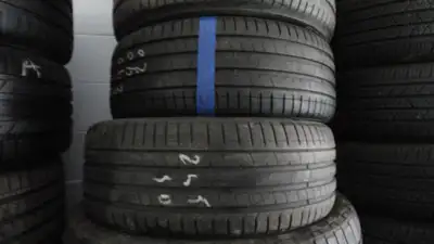 245 40 20 2 Pirelli RF PZero Used A/S Tires With 95% Tread Left