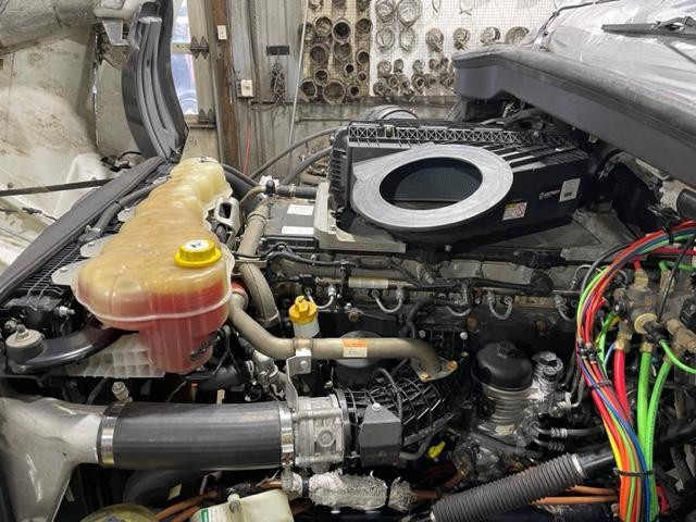 2019 - Detroit DD16 - Moteur in Heavy Equipment Parts & Accessories - Image 2