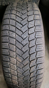 4 pneus dhiver P235/65R17 108T Michelin X-Ice Snow SUV 28.5% dusure, mesure 7-8-8-8/32