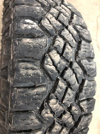 4 pneus d'été LT275/65R18 113/110Q Goodyear Wrangler Duratrac 19.0% d'usure, mesure 11-14-13-13/32