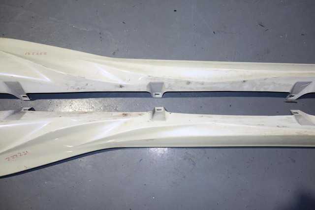 JDM Toyota Celica GT GTS TRD Side Skirts Panels Pair ZZT231 OEM 2000-2005 in Auto Body Parts - Image 4
