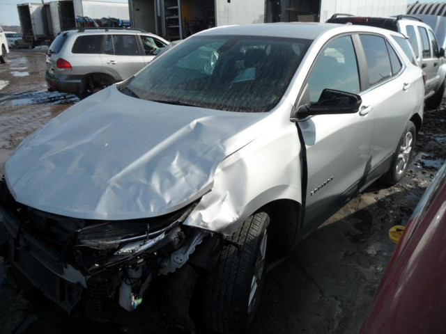 2021 2022 Chevrolet Equinox 1.5L Turbo Automatic pour piece # for parts # part out in Auto Body Parts in Québec - Image 4