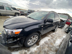 2015 MITSUBISHI RVR *ONLY FOR PARTS* Canada Preview