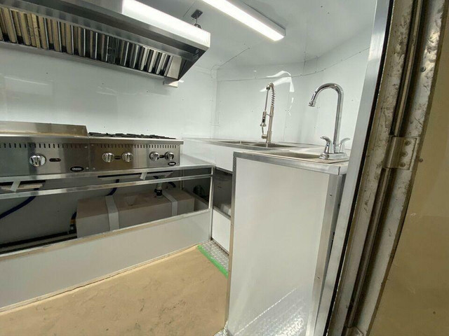Food Truck &amp; trailers for Rent in Alberta Only- Now Booking March 2022 Limited units available in Other Business & Industrial in Alberta - Image 3