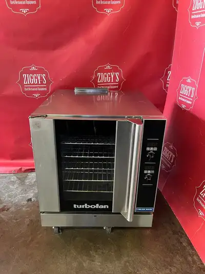 $6k 29” GAS Turbofan convection oven for only $2895 ! Can ship