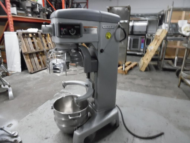 Hobart HL300 40 Quart Dough Mixer Phase 3 in Industrial Kitchen Supplies in Toronto (GTA)