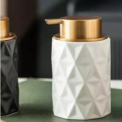 Upgrade your bathroom with our premium ceramic foam soap dispenser! Featuring a unique diamond desig...