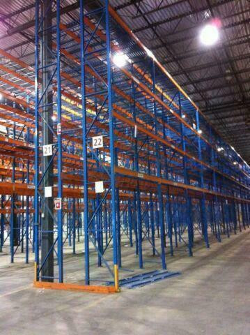 Redirack warehouse racking - Étagères d'entreposage in Other Business & Industrial in City of Montréal