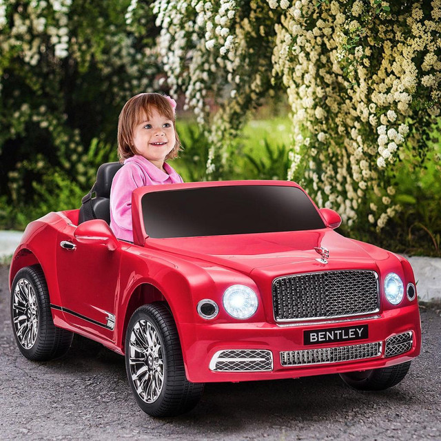 12V ELECTRIC RIDE ON CAR WITH PARENT CONTROL, BATTERY POWERED CAR WITH LED LIGHTS, MP3, HORN, MUSIC, 2 MOTORS, FOR 37-72 in Toys & Games - Image 3