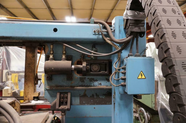 DoAll C-430A with Bundling Attachment Bandsaw in Other Business & Industrial - Image 3