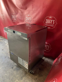Hobart stero commercial high temperature, undercounter dishwasher like new for only $2995 ! Can ship anywhere