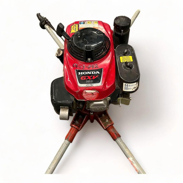 HOC GENERAL TWO MAN AUGER HONDA POWERED + 90 DAY WARRANTY + SUBSIDIZED SHIPPING in Power Tools - Image 2