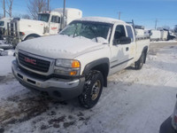 2006 Gmc Sierra 2500HD 6.0L 4x4 For Parting Out