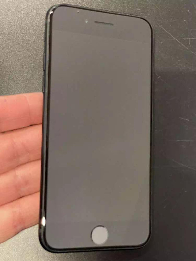 iPhone SE 2022 64 GB Unlocked -- Buy from a trusted source (with 5-star customer service!) in Cell Phones in Québec City - Image 3