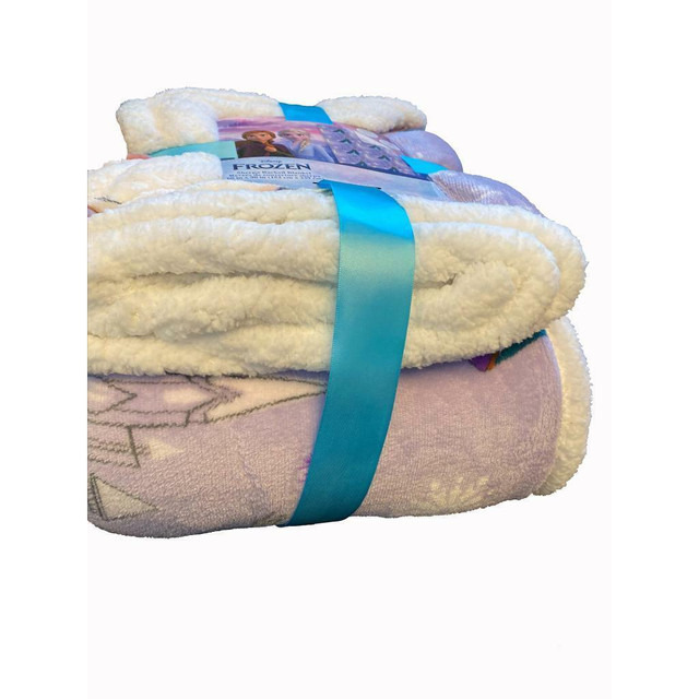 Disney Frozen Explore & Believe Sherpa Plush Throw Kids Blanket - Girls 60x90 Blanket Printed Princess Characters in Bedding - Image 4