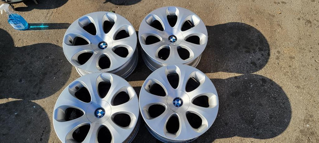 4 mags 19 pouces 5x120 staggered original BMW in Tires & Rims in Greater Montréal