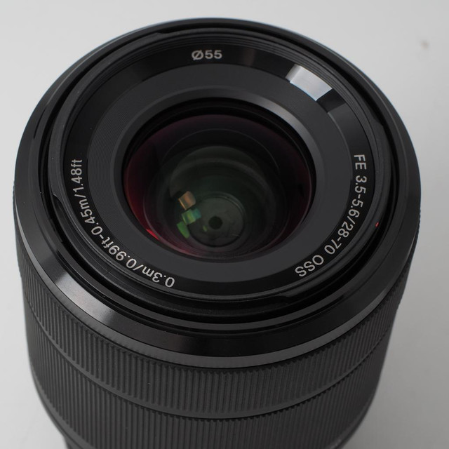 Sony FE 28-70mm F3.5-5.6 (ID - 1913) in Cameras & Camcorders - Image 4