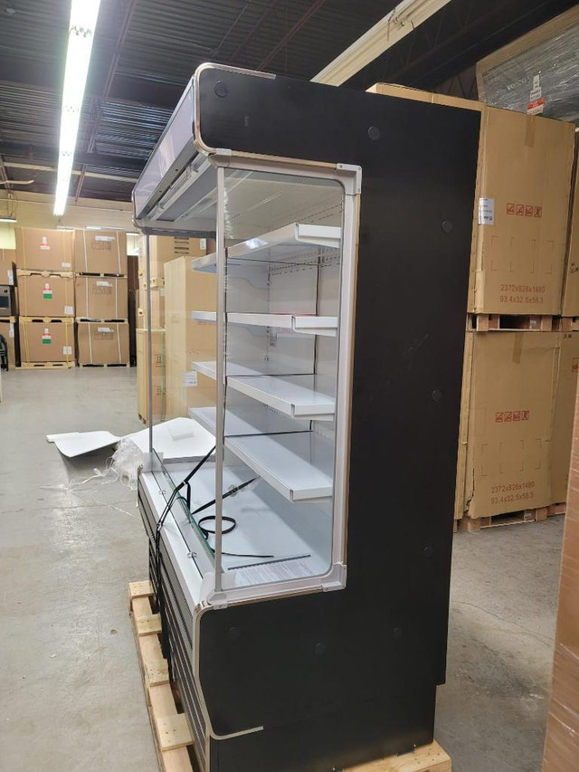 Grab And Go 72 Wide Open Display Merchandiser/Cooler with Glass Sides in Other Business & Industrial - Image 2