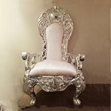 KING AND QUEEN ROYAL CHAIR RENTALS.  BRIDE AND GROOM CHAIR RENTAL. [RENT OR BUY] 6474791183, GTA AND MORE. PARTY RENTALS in Other in Toronto (GTA)