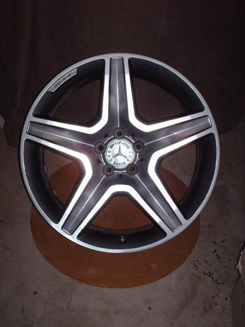 MERCEDES SUV/CUV WHEELS in Tires & Rims - Image 3