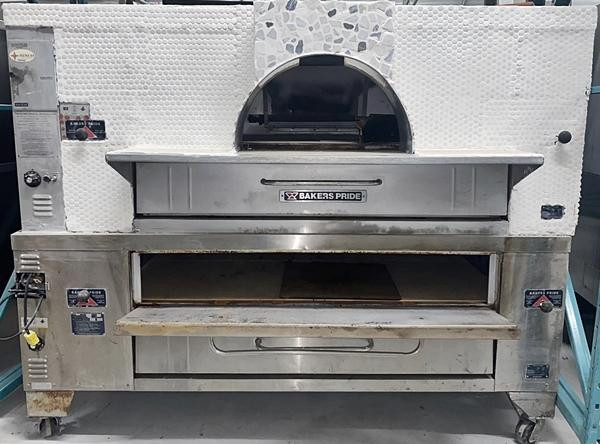 Bakers Pride Double Deck Oven FC-816Y/800  Used FOR01919 in Industrial Kitchen Supplies - Image 2