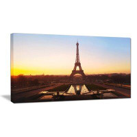 Made in Canada - Design Art Brown Silhouette of Paris Eiffel Tower Cityscape - Wrapped Canvas Photograph Print