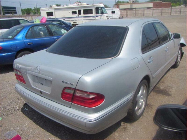 MERCERS E CLASS (1997/2002 PARTS PARTS ONLY ) in Auto Body Parts - Image 4