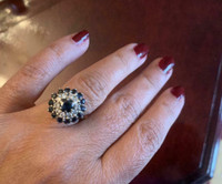 18K White Gold Ring with Natural Sapphire and Diamonds (Size 6),  Excellent Condition and High Quality of Natural Stones