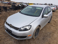 Parting out WRECKING: 2013 Volkswagen Golf