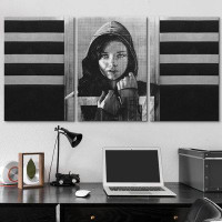 IDEA4WALL Spray Paint Black & Grey Woman Graffiti & Street Art Comic Book Modern Art Urban Portrait