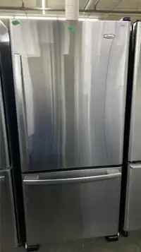 Réfrigérateur reconditionné à seulement 684.99$ taxes incluses et garantis 1 an