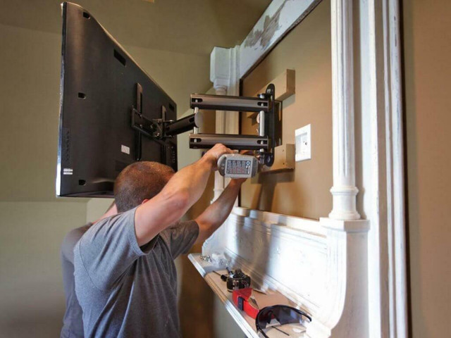 Selling TV Wall Mounts and provide Professional TV Wall Mount Installations! in TVs in Toronto (GTA)
