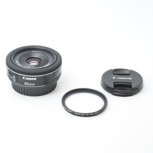 Canon EF 40mm f2.8 (ID - 2074) in Cameras & Camcorders