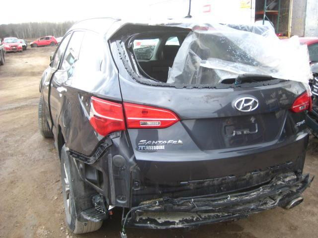 2016 2017 2018 Hyundai Santa-fe 4CYL Automatic pour piece # for parts # part out in Auto Body Parts in Québec