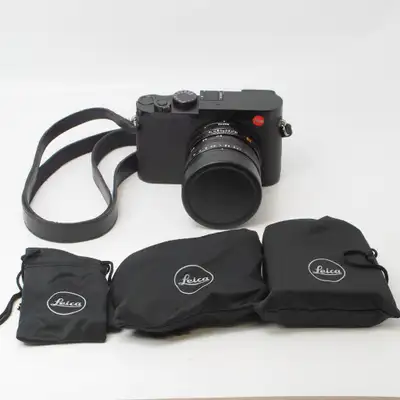 Leica Q2 Digital Camera (ID: C-866 JG)