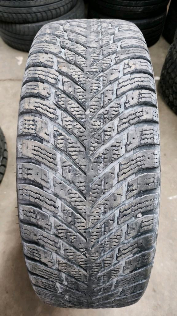 4 pneus dhiver P265/70R17 115T Nokian Hakkapeliitta 10 SUV 30.5% dusure, mesure 8-9-8-8/32 in Tires & Rims in Québec City - Image 4