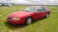 Parting out WRECKING: 1996 Ford Thunderbird
