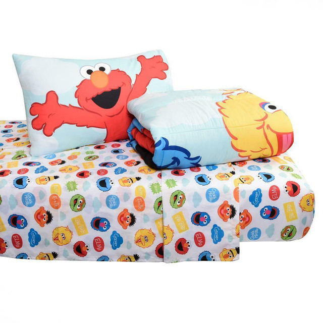 Sesame Street Elmo Kids Bedding Sheet Set with Reversible Comforter Bed in Bag 4 Pcs Set for Kids in Bedding - Image 2