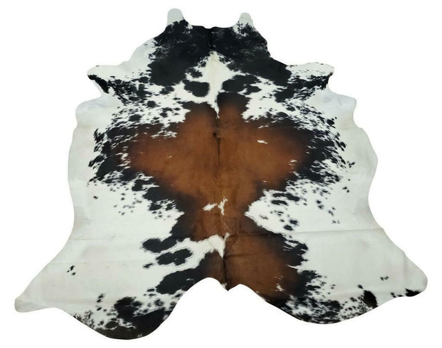 Cowhide Rug Cowichan Imported From Brazil Perfect For Home Stage, Interior Design, Upholster in Rugs, Carpets & Runners in Cowichan Valley / Duncan - Image 3