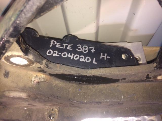 (FRAME HORN)  PETERBILT 387 -Stock Number: H-668 in Auto Body Parts in Saskatchewan - Image 2