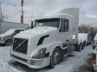 2005 Volvo VNL D12 13 Speed Truck For Parts