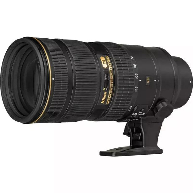 Nikon AF-S NIKKOR 70-200mm f/2.8G ED VR - F-mount in Cameras & Camcorders
