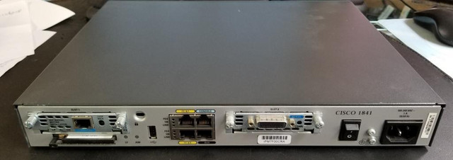 Cisco 1800 Series 1841 Router in Networking in Toronto (GTA) - Image 2