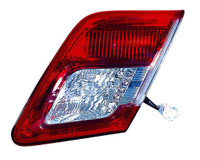 2010-2011 Toyota Camry Trunk Lamp Passenger Side (Back-Up Lamp) Japan Built - To2803106