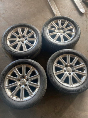 265/50R20 Set of 4 rims and tires that  came off from a CHRYSLER ASPEN. Calgary Alberta Preview