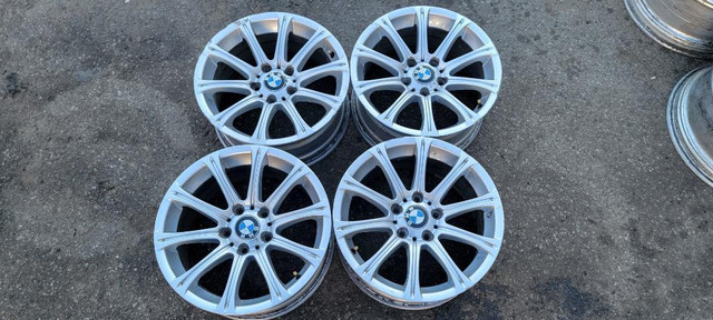 4 mags 17 pouces 5x120 in Tires & Rims in Greater Montréal