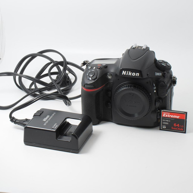 Nikon D800 Body Only *HIGH ACTUATIONS* (ID: C-737 SJ) in Cameras & Camcorders - Image 2