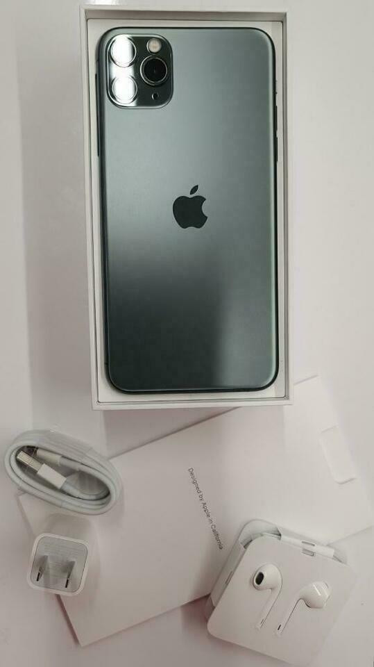 iPhone 11 Pro 64GB, 256GB, 512GB CANADIAN MODELS NEW CONDITION WITH ACCESSORIES 1 Year WARRANTY INCLUDED in Cell Phones in New Brunswick - Image 3