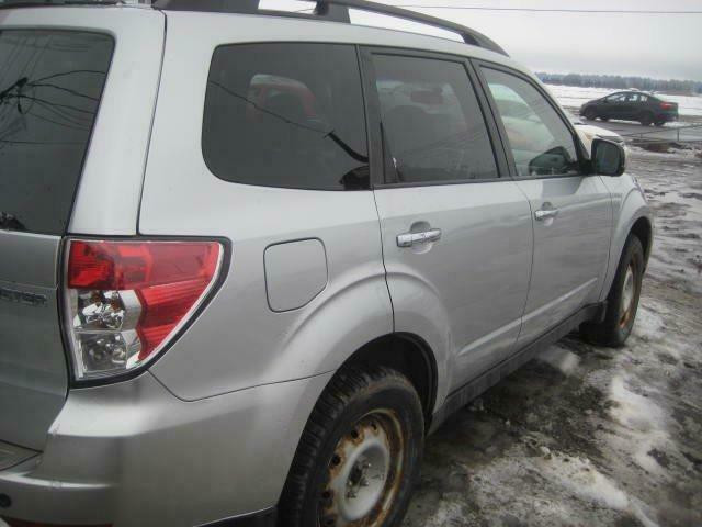 2011 Subaru Forester 2.5L Automatic pour piece# for parts # part out in Auto Body Parts in Québec